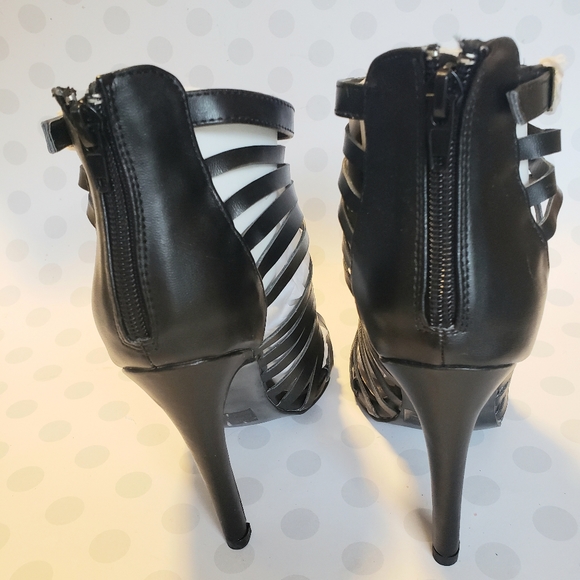 QUPID Peep Toe, Strappy Cage Stiletto Sandal Sz 6.5 NEW!!! - Picture 3 of 6